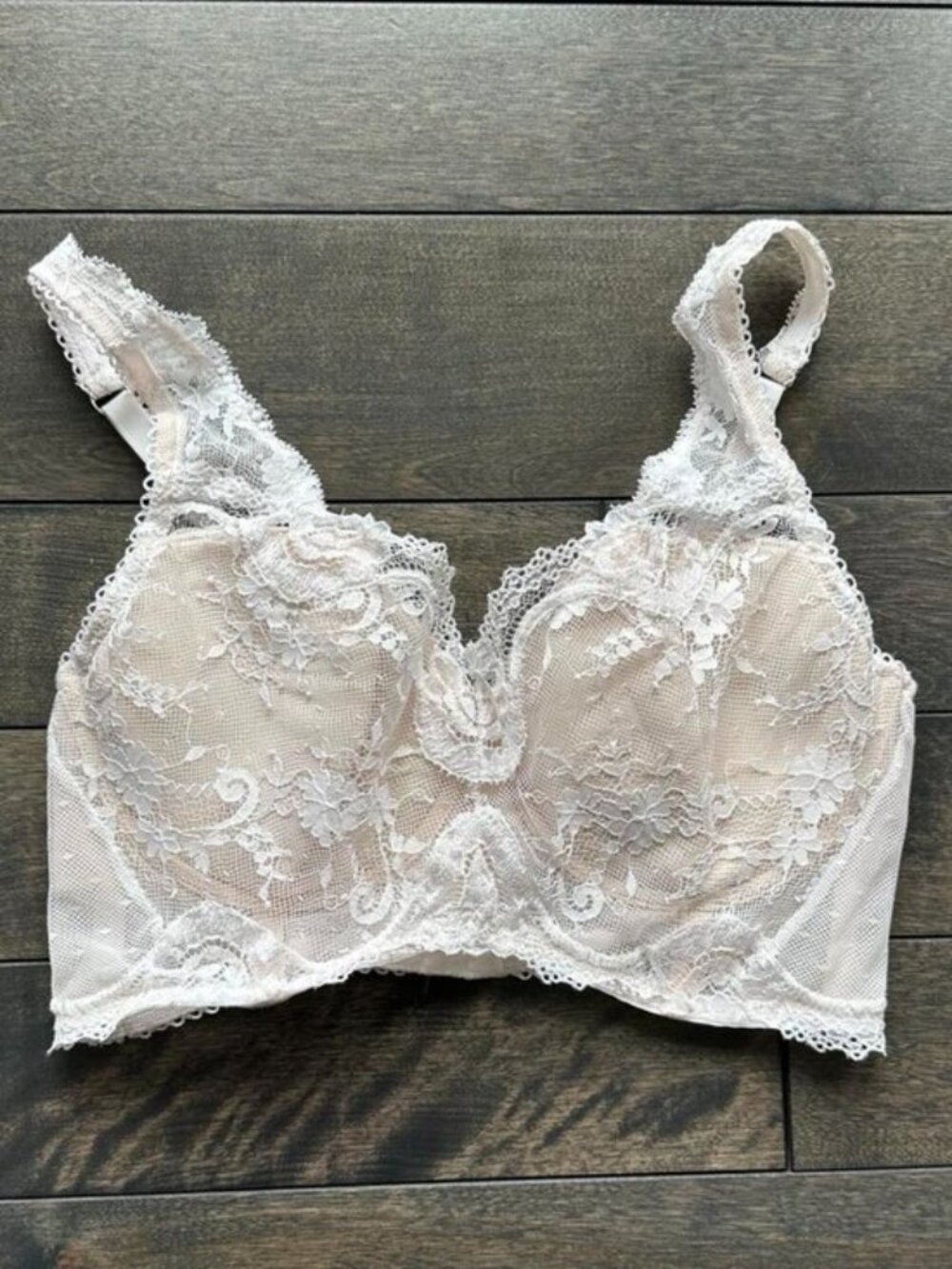 Victoria's Secret Lace Bra - NEW